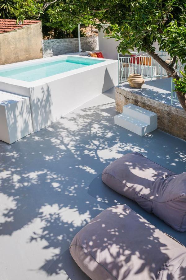 Bohemian Nest - Cheerful 2-Bedroom Villa With Pool Dhavgáta Extérieur photo